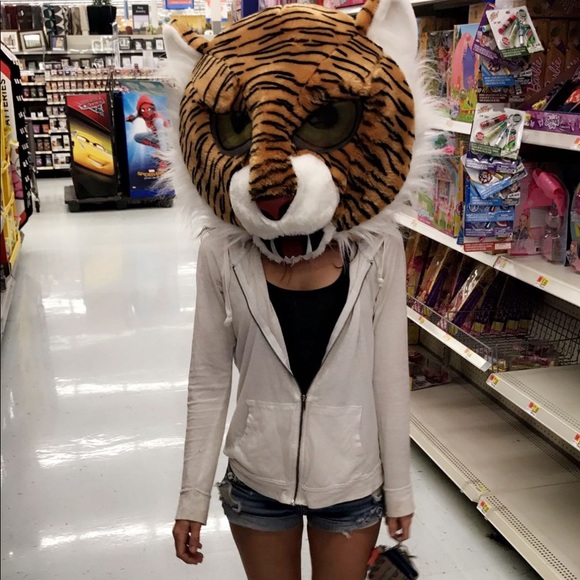 Meet your Posher, Krissy - Picture 12 of 12